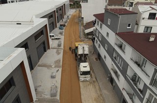 Gemlik'in Her Noktasında Yol Çalışması